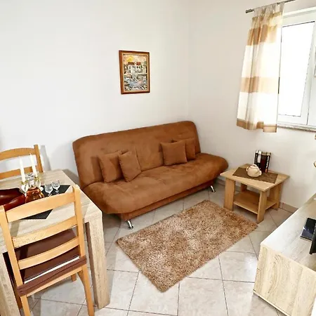 Maja Apartment